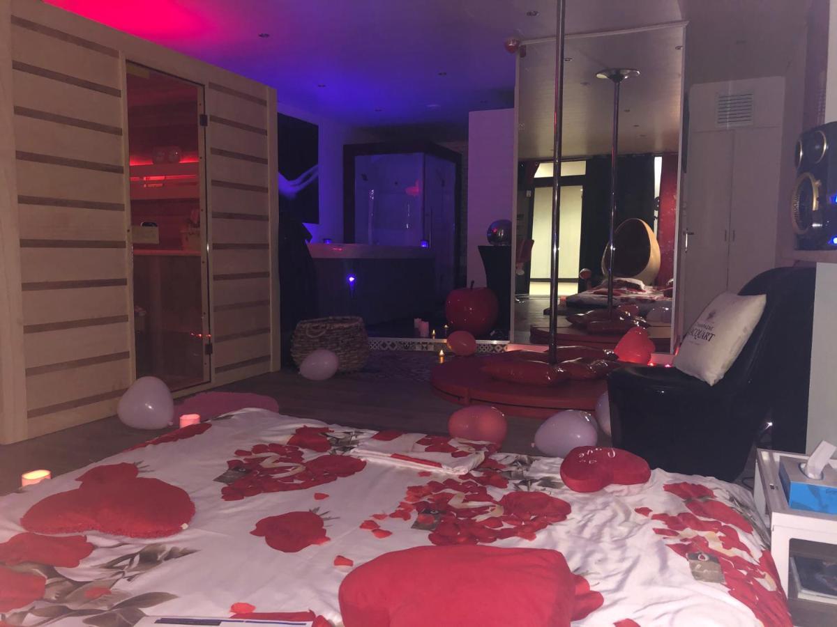 Spabyelleetlui Spa Rouge Ou Bleu Mouscron Exterior foto